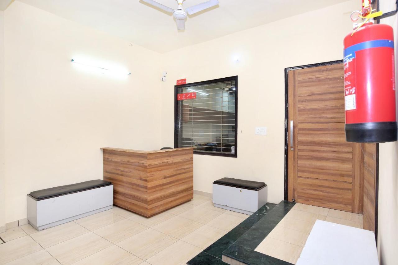 Hotel Oyo 16126 Aanantham Ludhiana Exterior foto