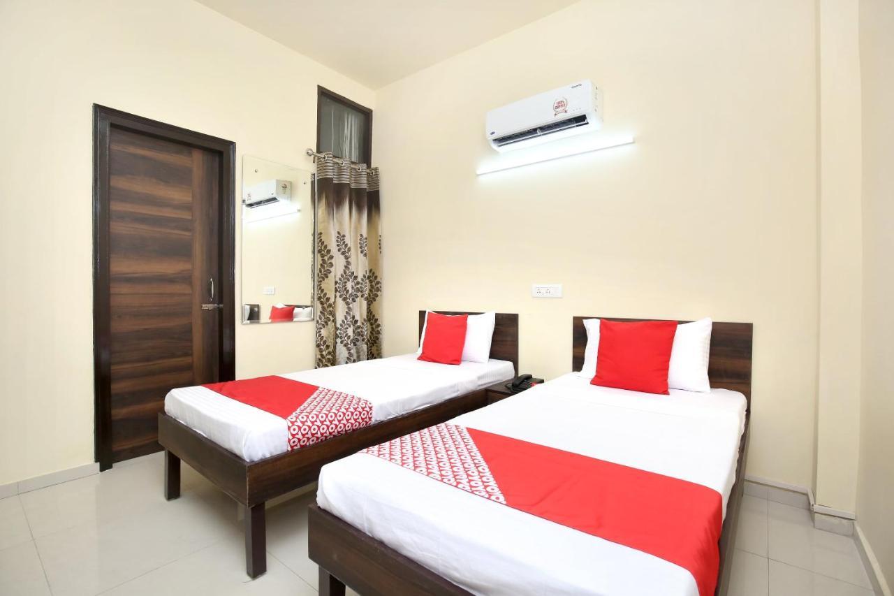 Hotel Oyo 16126 Aanantham Ludhiana Exterior foto